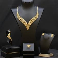 طقم ذهب 2